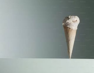 Cono biscottato con gelato