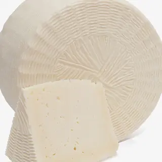 Pecorino fresco Primo sale con Olive