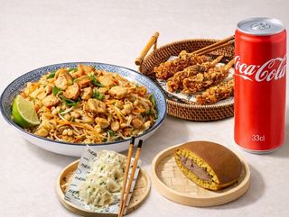 Combo Pad Thai Pollo + Tempura+ Gyoza + Dorayaki + Bibita