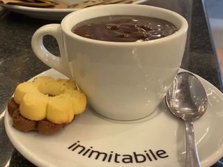 Cioccolata calda aromatizzata al rhum