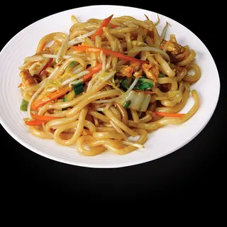 YAKI UDON CON POLLO