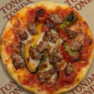 Peperoni e salsiccia