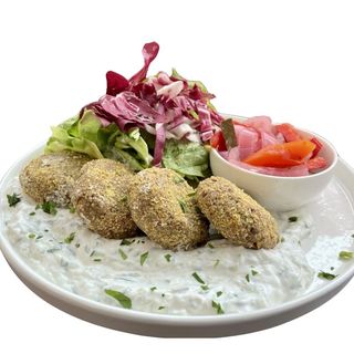 Falafel Salad