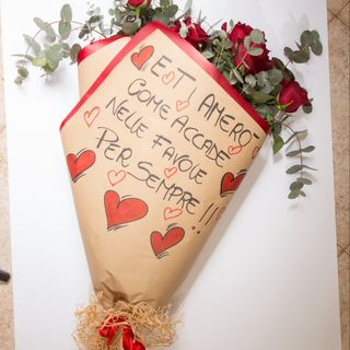 Bouquet con scritta