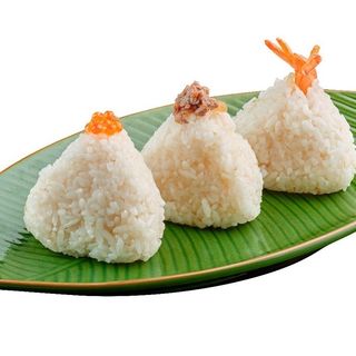 Onigiri spicy salmone