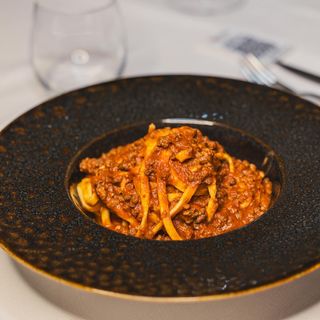 Trenette al ragù di filetto di manzo rosso