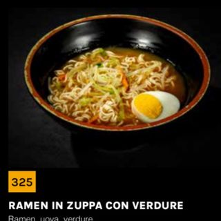 325 ramen in zuppa con verdure