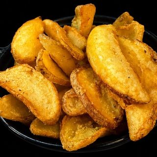 Patatine fritte con buccia