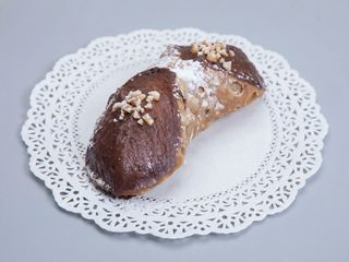 Cannolo alla gianduia