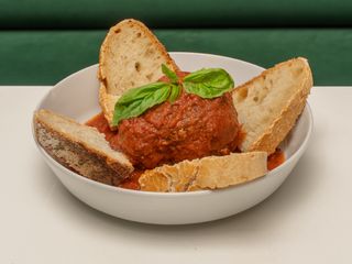 Super polpetta al sugo