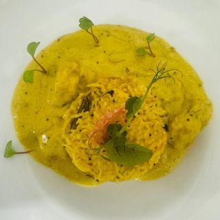 Tandoori prawns with curd rice