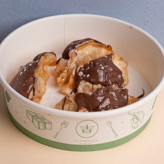 Apple gyoza
