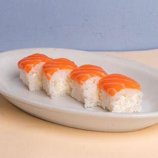 Uramaki salmone e Philadelphia128