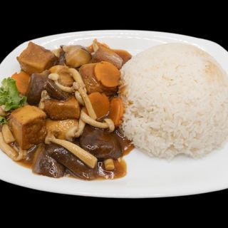 Riso tofu e funghi misti