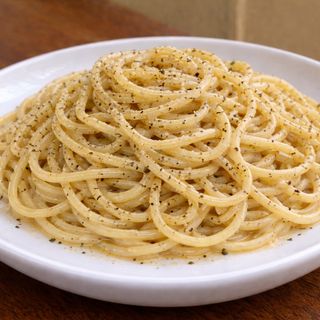 Tonnarelli cacio e pepe