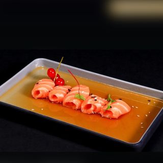 109A. Carpaccio salmone 8pz