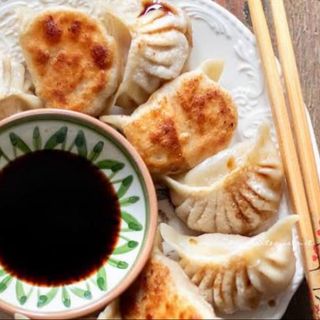 16. Ravioli di suino alla griglia 4pz