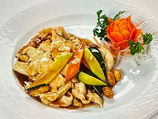 60. Pollo alle mandorle