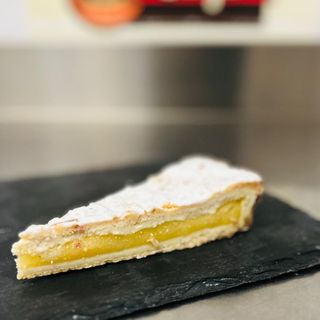 Torta della nonna