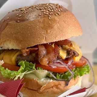 Cheese Bacon Burger