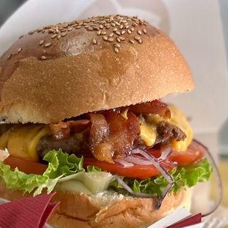 Combo Cheese Bacon Burger