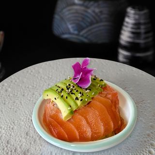 Chirashi salmone