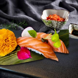 Nigiri salmone affumicato 2 pezzi