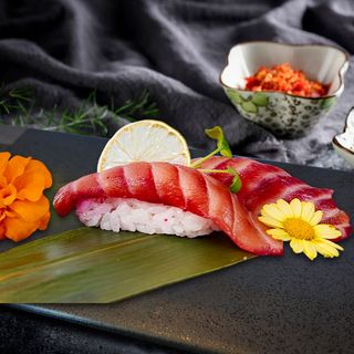 Nigiri salmone condito 2 pezzi