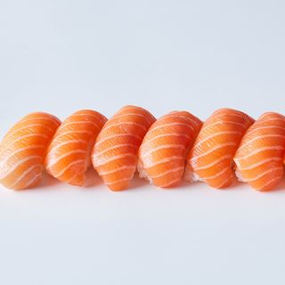 Nigiri Salmone