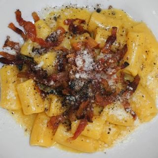Mezze maniche alla carbonara