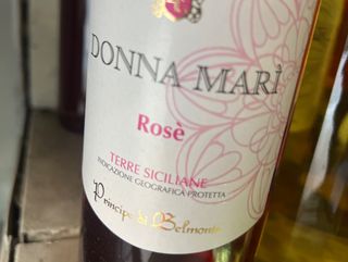 Donna mari rosè