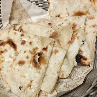 Cheese naan