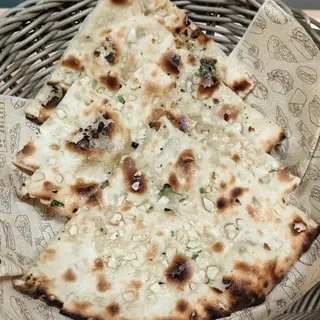 Garlic naan