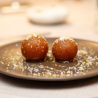 Gulab jamun