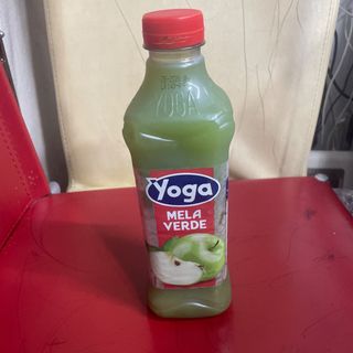 Yoga succo a mela verde