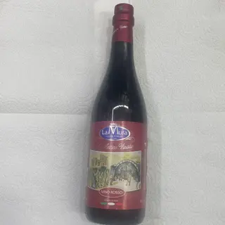 Vino rosso l’antico vinaio