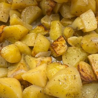 Patate al forno con cipolla