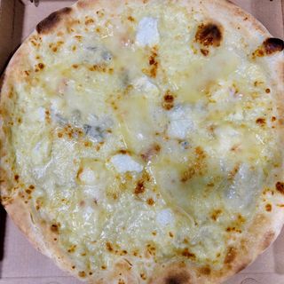 Quattro formaggi bianca