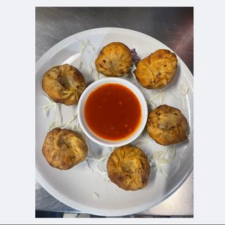Momos