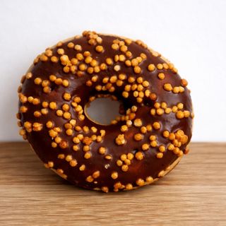 DONUT CIOCCOLATO E CARAMELLO SALATO