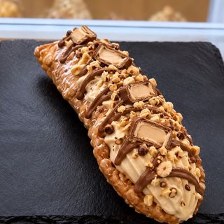Cannolo kinder Bueno