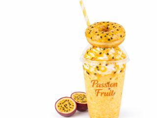 Milkshake Passion Fruit + Donut