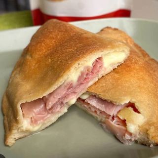 Panzerotto prosciutto cotto