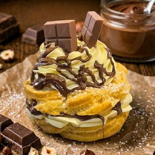 Superbomba con Chantilly