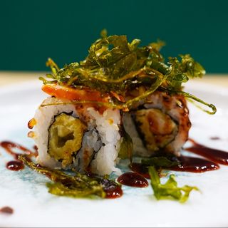 377. RUCOLA ROLL (8 pz)