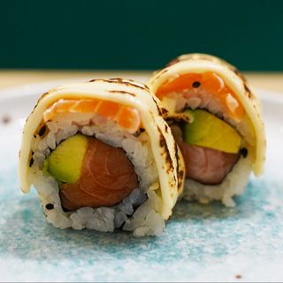 359. CHEESE ROLL (8 pz)