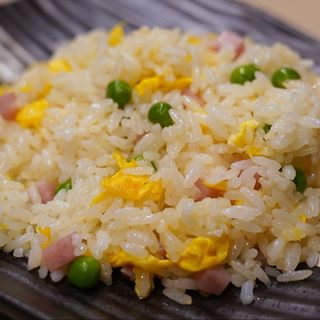 82. RISO ALLA CANTONESE 广东饭