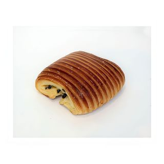 Pan suisse con crema pasticcera e gocce di cioccolato