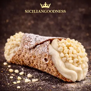 Cannolo Ricotta e Cioccolato Bianco