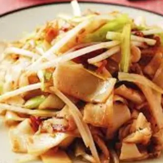 24.SPAGHETTI DI PATATE DOLCE SALATO CON FRUTTI DI MARE